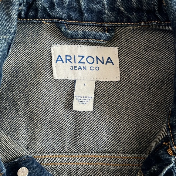 Medium Wash Denim Jacket - Picture 4 of 4